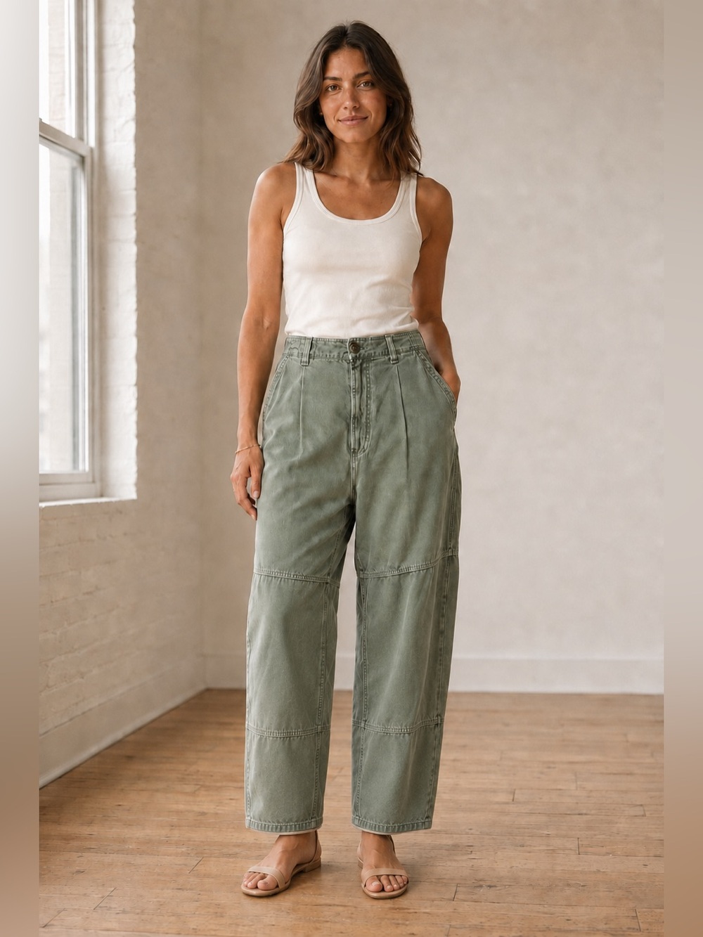 CITIZENS OF HUMANITY Khaki Wide-Legged Cargo Pants - Picture 2 of 9